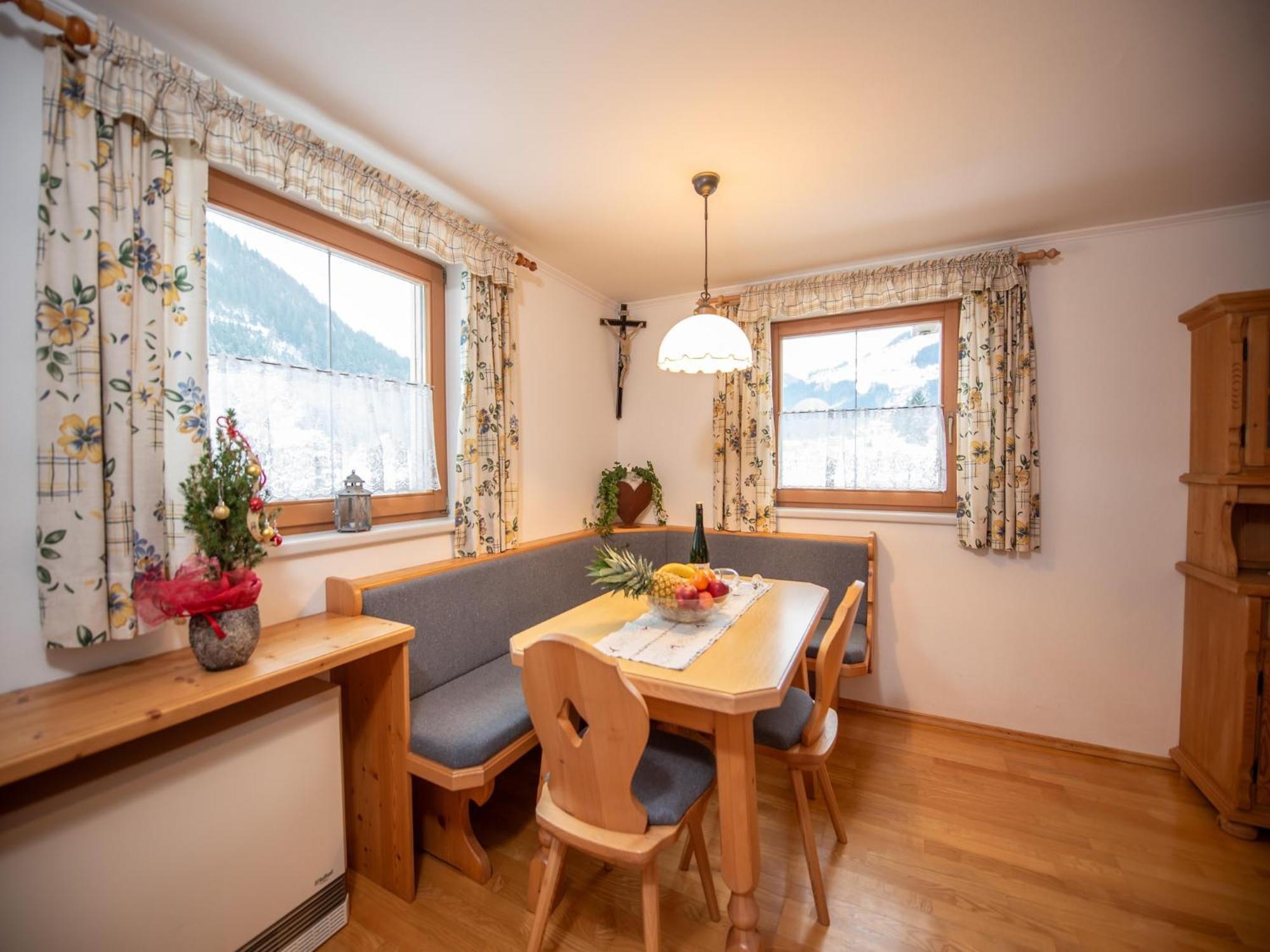 Apartment Johann In Wald Im Pinzgau With Balcony Exterior photo