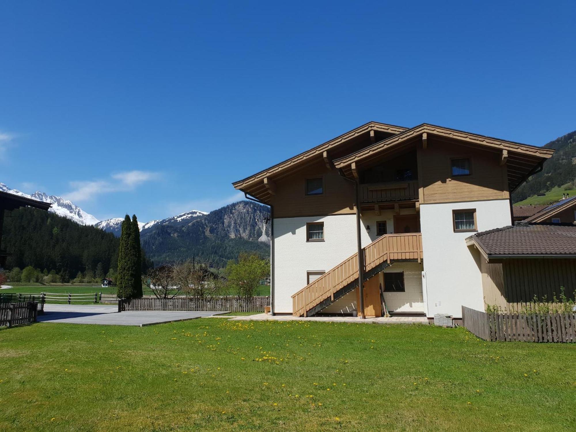Apartment Johann In Wald Im Pinzgau With Balcony Exterior photo